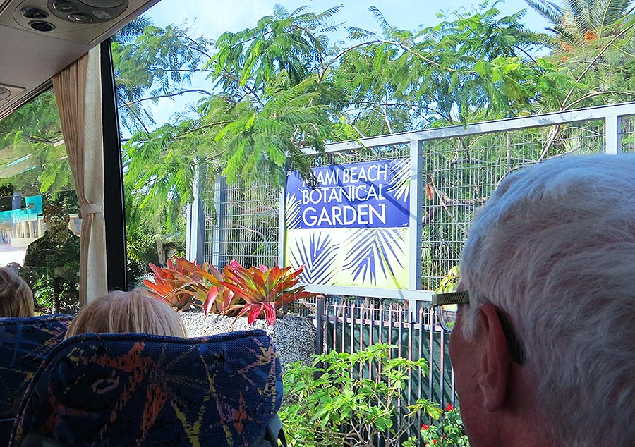 Miami Beach Botanical Garden: Outside Sign
