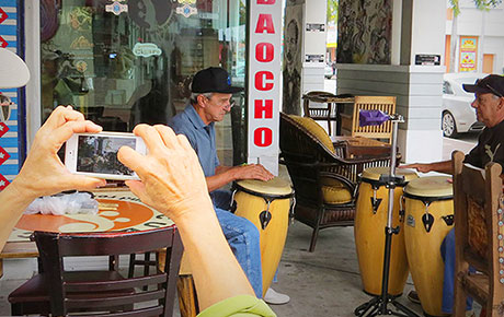 Musicians at Cuba Ocho Art Center porch